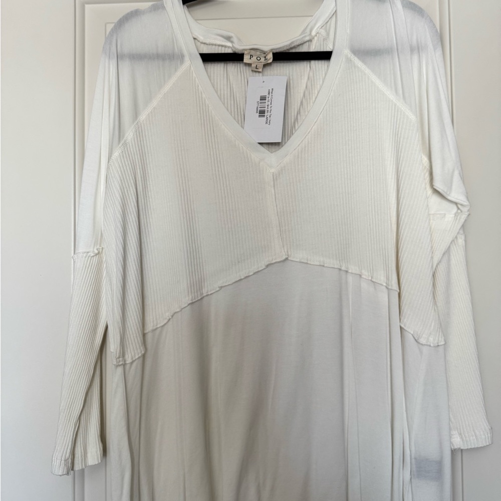 White V-Neck Long Sleeve Top